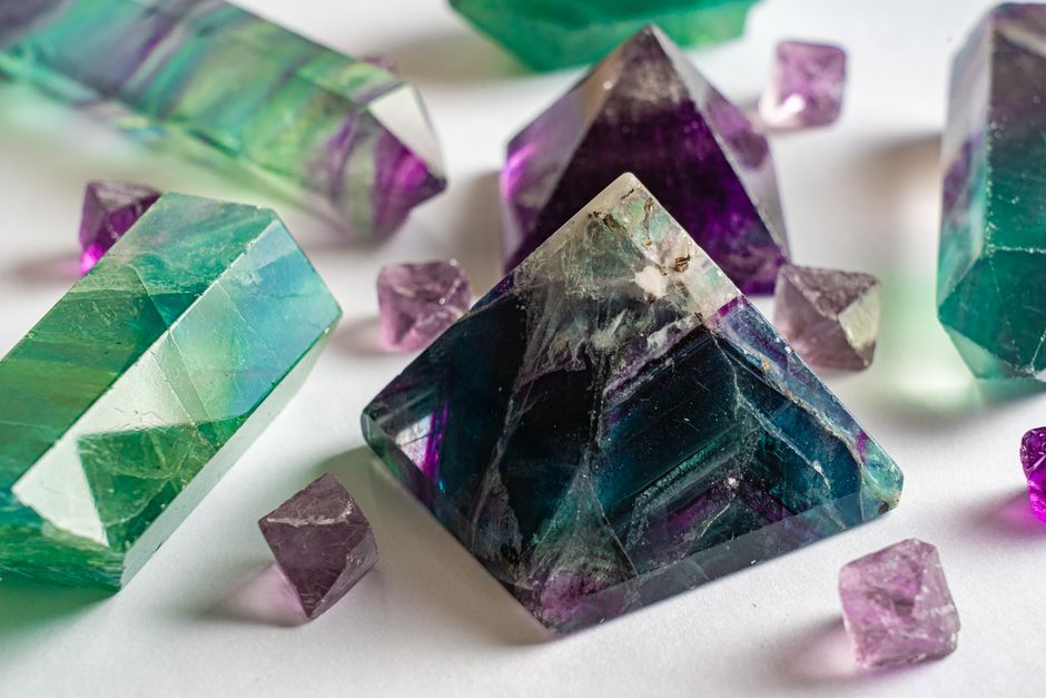 Charoite Investment Strategy: How to Acquire, Grade, and Profit from This Rare Purple Gemstone