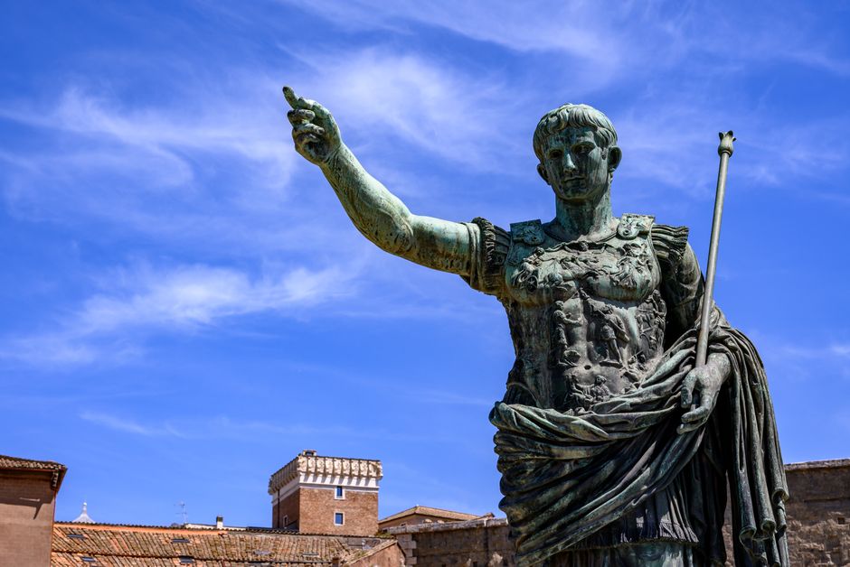 Pearls of the Roman Dynasty: The Pearl-Fishing Legacy of Julius Caesar and Imperial Rome