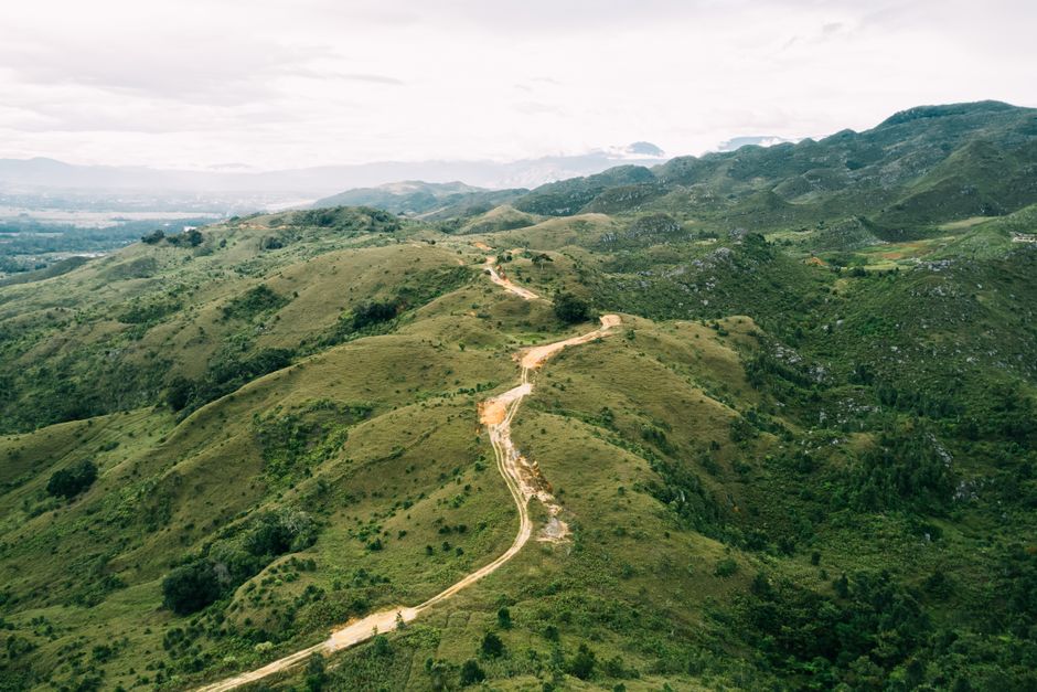The Jade Road: Nephrite's Journey Across the Silk Routes Through Oral Tradition