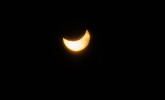 Imperial Topaz Astrology: Your Solar Plexus Shield During Eclipses and Retrogrades