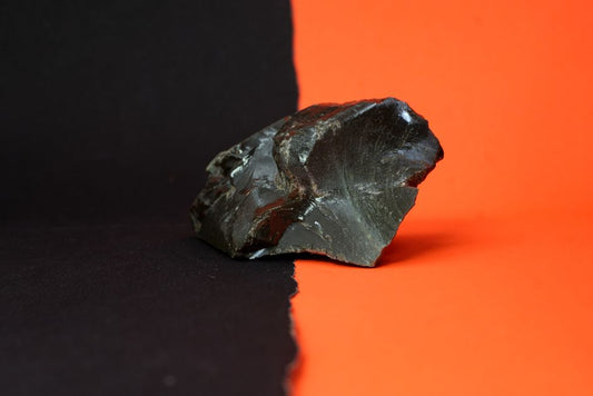 What Silver Sheen Obsidian Offers a Minimalist Breath Practice