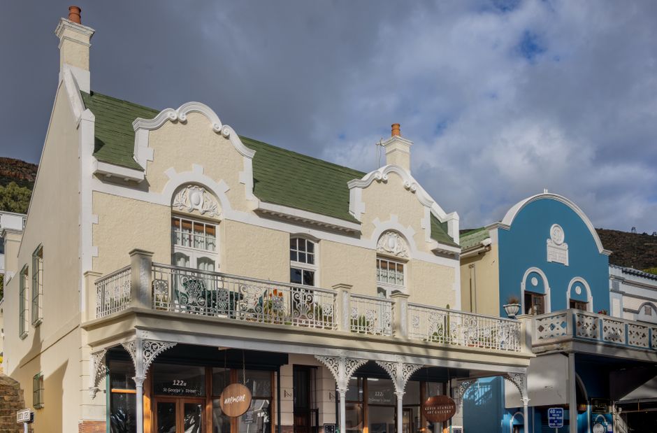 Prehnite in the Cape: Colonial Collection, Dutch Trade, and the Birth of a South African Gem