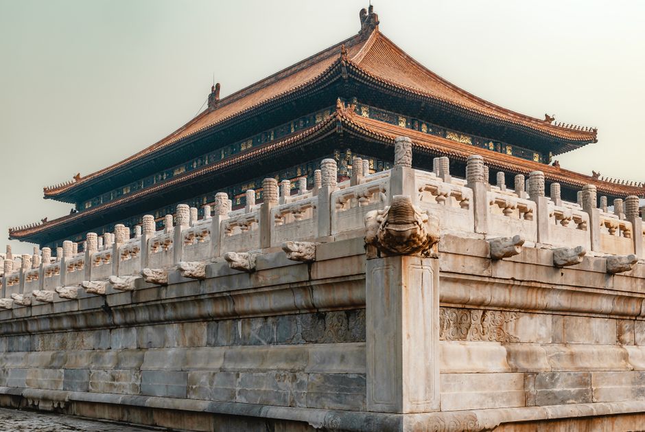 Indicolite Tourmaline in the Royal Courts of the Ming Dynasty: A Blue Stone of Power and Piety