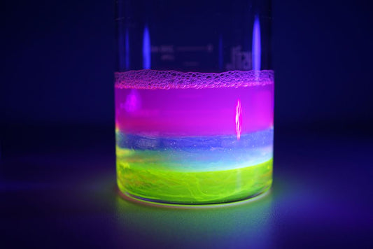 Fluorescence, Phosphorescence, and Lab-Grown Feldspar: What Glow Testing Can and Cannot Reveal About Rainbow Moonstone