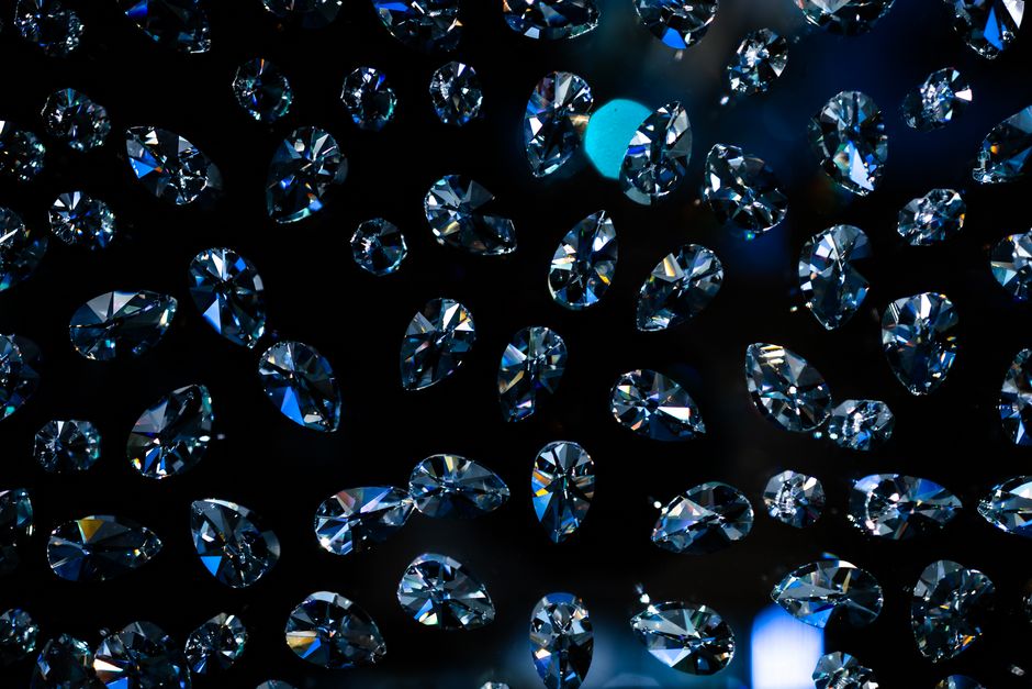 Zircon Jewelry Care: How to Protect This Brilliant Gem from Harsh Chemicals and Daily Wear