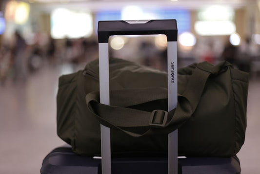 Alexandrite Jewelry on a Trip: What to Do After Sunscreen, Sweat, and Airport Handling
