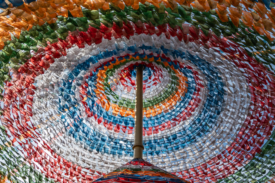 Aragonite and the Many Colors of Now: Using Color Symbolism in a Present-Moment Practice