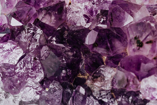 How to Spot Fake Sugilite: A Buyer's Guide to Natural Stone, Imitations, and Treatments