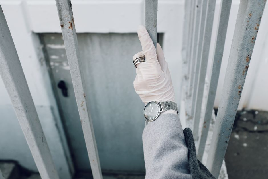 How to Clean and Protect Your Grandidierite Ring for Safe Winter Travel