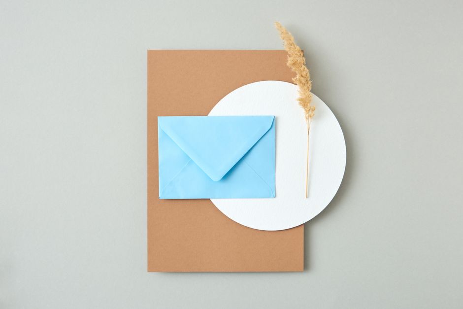 Turquoise and the Element of Air: A Minimalist Guide to One Symbolic Correspondence