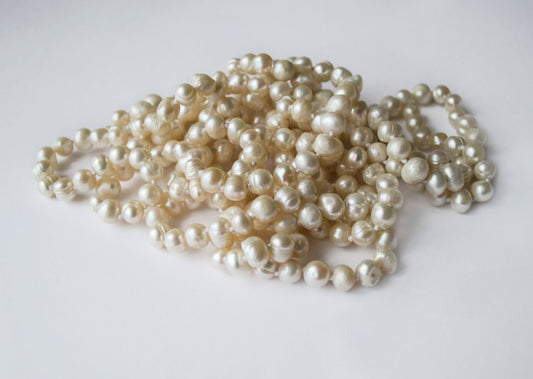 How to Spot Fake Natural Pearls: A Buyer's Guide to Origin and Authenticity