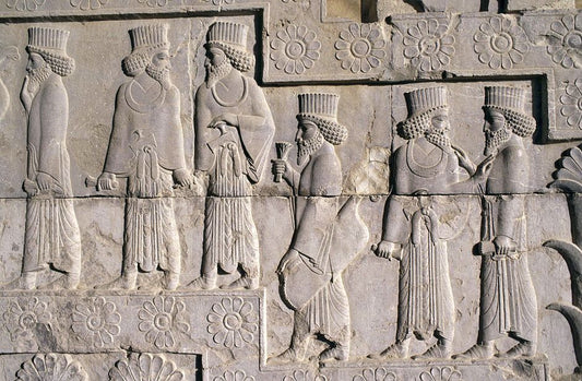 The Turquoise Crowns of the Achaemenid Court: Power and Protection in Ancient Persia