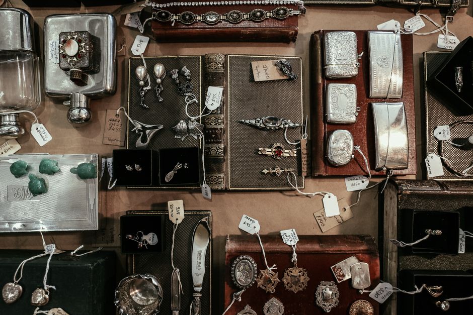 Caring for Antique Aquamarine Jewelry: Historical Provenance and Preservation
