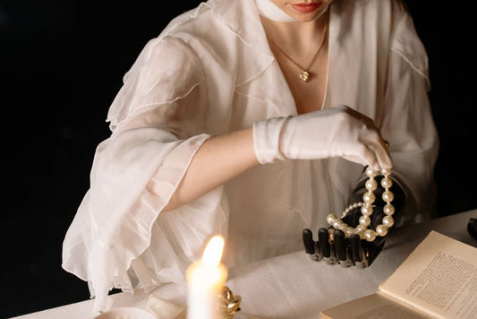How to Bid Like a Pro: A Strategic Buyer's Guide to Natural Pearls at Auction