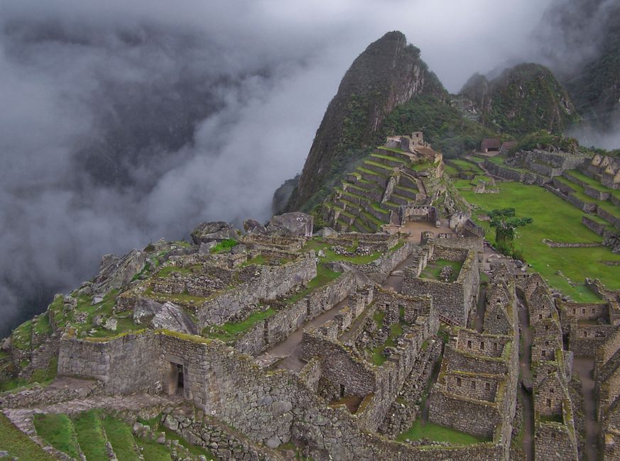 Rhodochrosite: The Inca Rose and Its Journey Through South American History