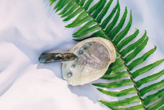 How to Clean and Care for Labradorite Jewelry: Safe Methods, Storage, and Energy Cleansing