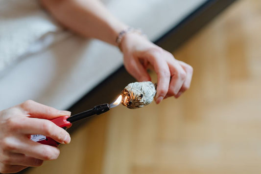 Carnelian Care: Myths vs Best Practices for Energy Cleansing and Recharging