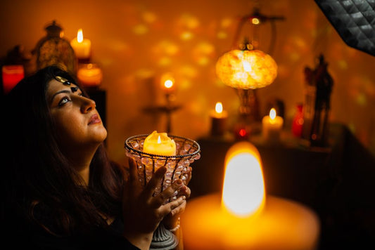 Beeswax Amber Meditation: Building a Grounding Grid for Inner Warmth
