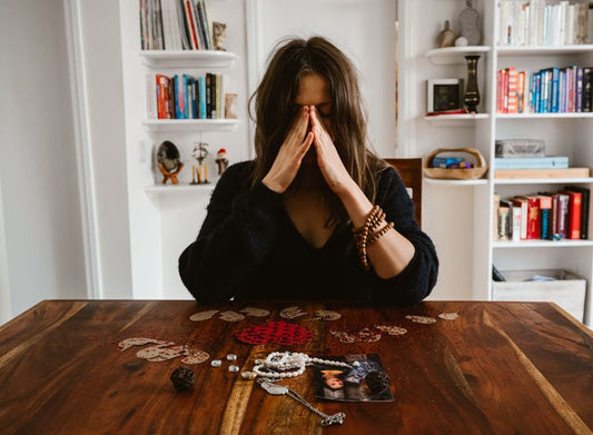 Rhodonite for the Heart: A Gentle Emotional Healing Practice