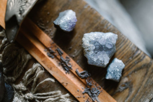 Prehnite Origins: From Hydrothermal Veins to Crystal Healing