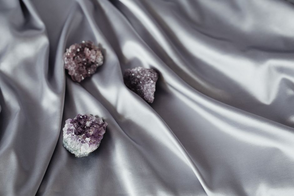 Sugilite on the Silk Road: The Forgotten Amethyst of the Ancient Trade Routes