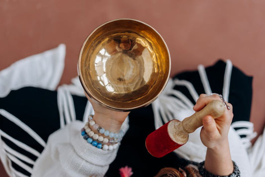Rhodochrosite and Solfeggio Frequencies: A Step-by-Step Sound and Stone Practice