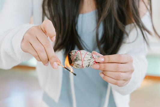 Fire Agate and the Evening Reset: What Cleansing Actually Means in a Nightly Practice