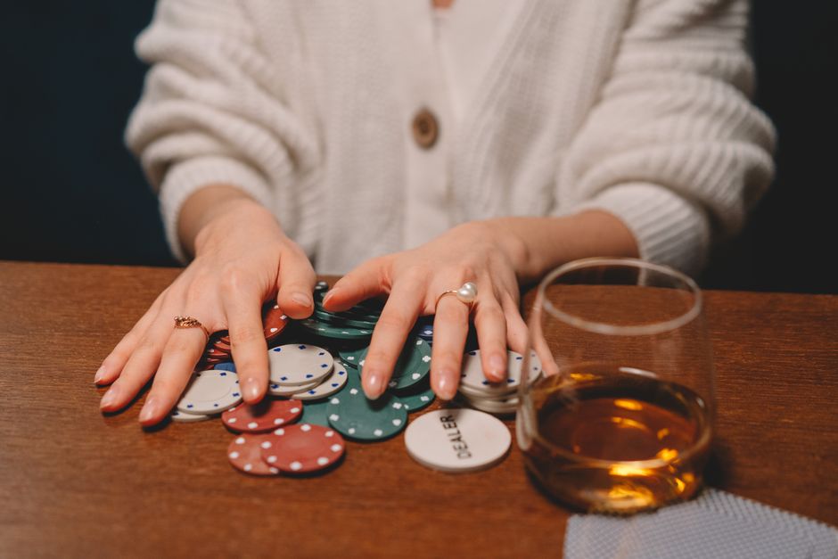 Dropped Your Sphene Ring? Hardness, Chipping Risk, and What to Do Next