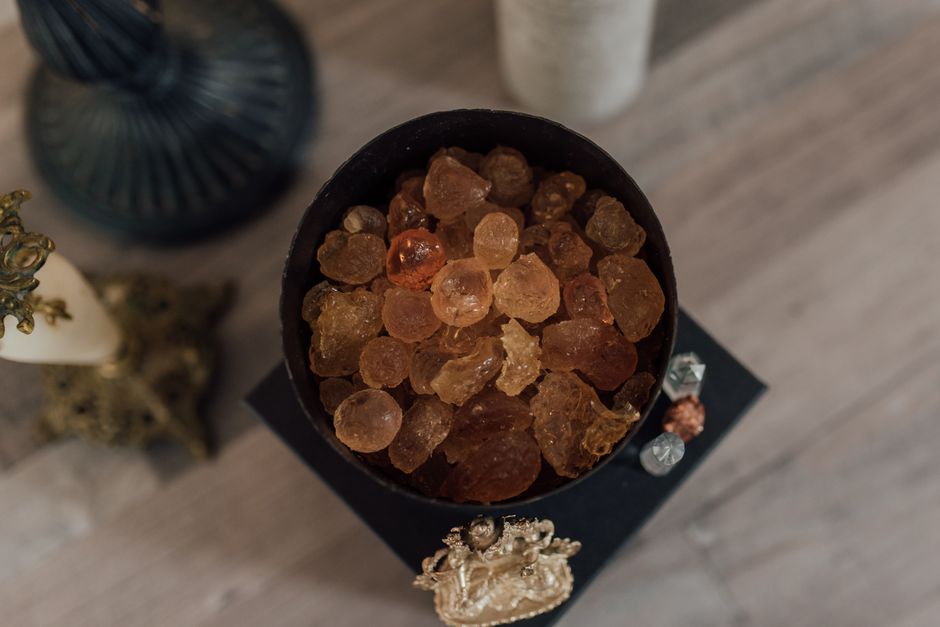 Beeswax Amber Care: Cleaning, Storing, and Recharging Your Stone