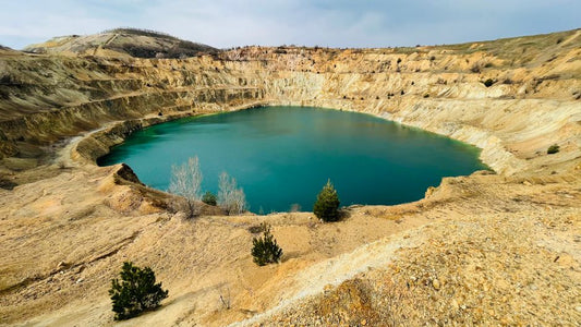 Turquoise: Tracing Ancient Trade Routes Through Deposit Geology and Mining