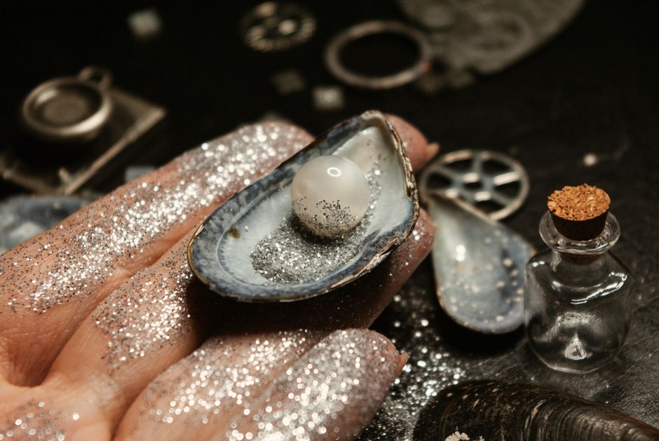 Mother of Pearl Travel Care: What to Do Before and After a Trip to Prevent Damage