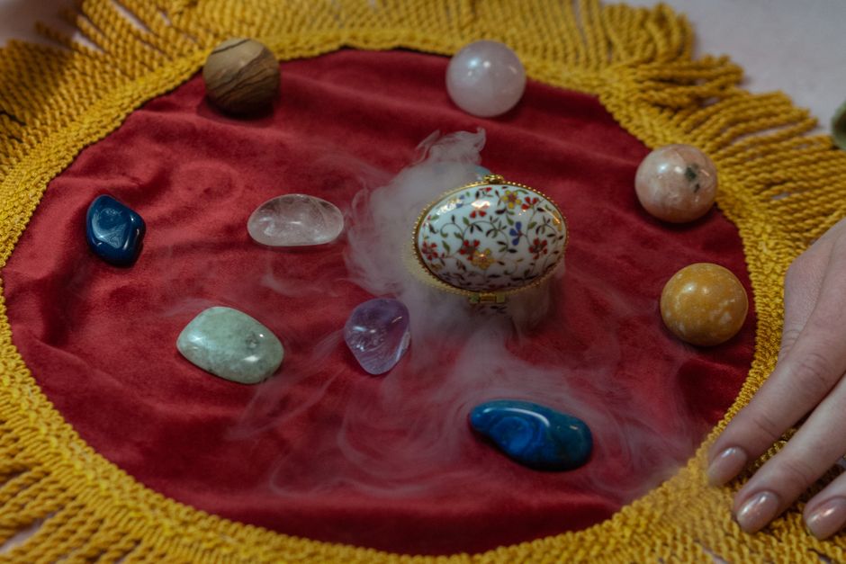 Fire Opal Meditation: Harnessing the Sun's Energy in Crystal Grids