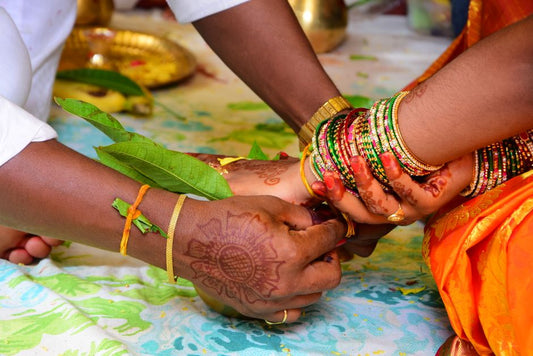 The Eye in the Dowry: Cat's Eye Chrysoberyl in South Asian Marriage Exchange and Memorial Custody