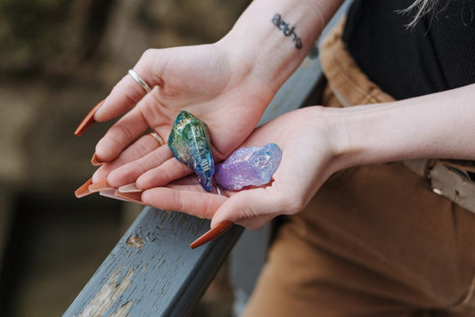 How to Clean and Care for Opal Jewelry: Complete Guide to Avoiding Crazing and Loss of Play-of-Color