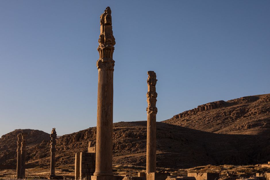 Carnelian Agate Seals and the Provincial Politics of Achaemenid Administration