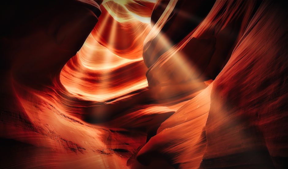 Sunstone’s Geological Formation: A Comprehensive Guide to Its Origin and Optical Phenomena