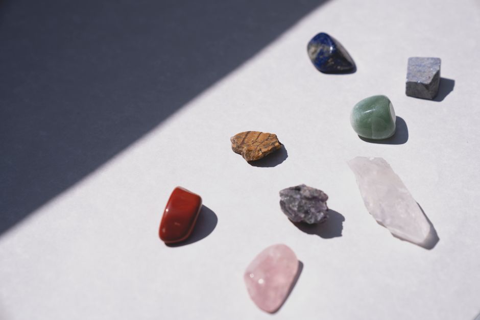 How to Buy Lepidolite Without Getting Overcharged: A Budget-Focused Dealer Vetting Guide