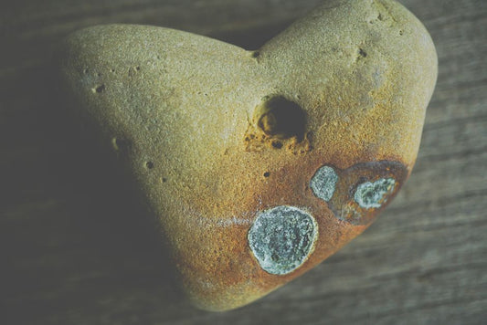 Sphene Without a Certificate: How to Judge Rarity and Scarcity Before You Buy