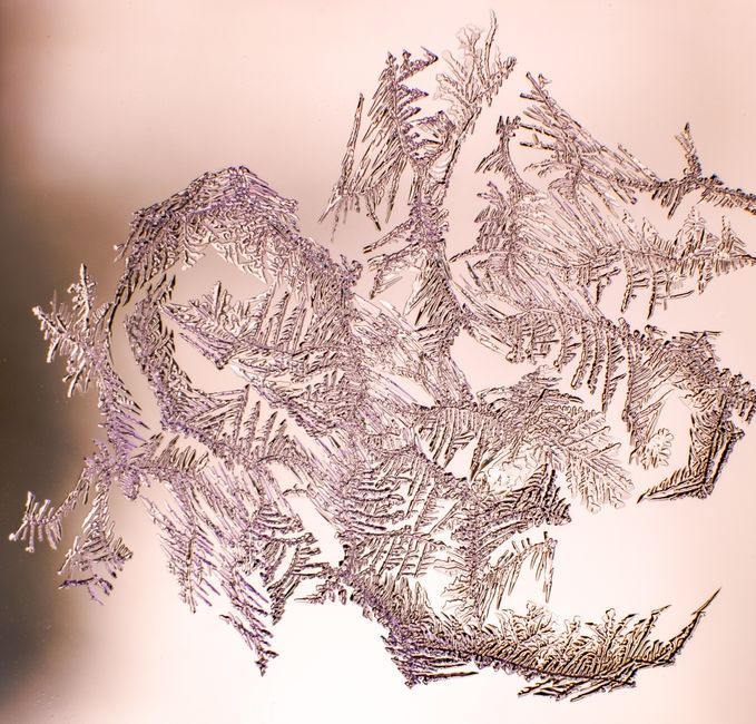 When Cordierite Survives the Weather: Crystal Anisotropy, Placer Concentration, and the Limits of Resistance
