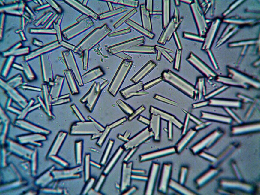 Lepidolite Crystal Identification: Field Tests vs. Laboratory Analysis for Accurate Mineralogy