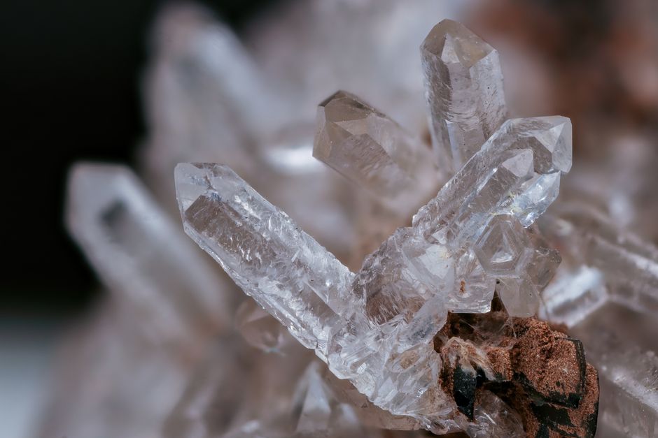 Labradorite: A Case Study in Crystal Habit, Adularescence, and Compositional Zoning