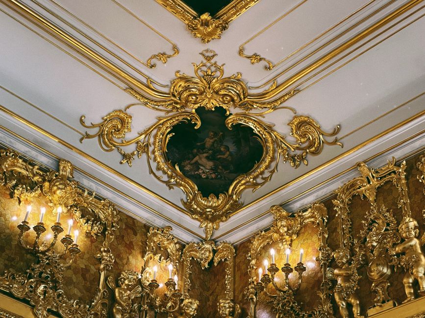 Shungite and the Russian Imperial Court: From Karelian Legend to Royal Remedy