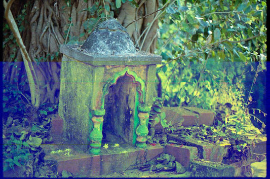 Red Beryl and the Temple of the Sun: Sacred Stone of the Ancient Desert Shrines
