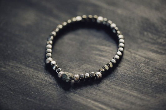 Apophyllite Bead Bracelet Feels Greasy: Causes and Safe Fixes